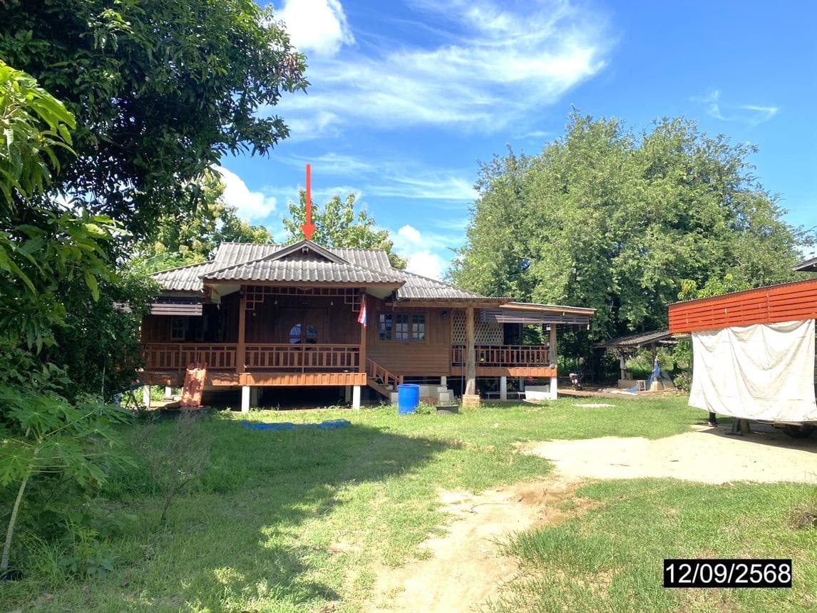 บ้านเดี่ยว โป่งแดง เมืองตาก ตาก 1 ห้องนอน 1 ห้องน้ำ พื้นที่กว้างขวาง 181.75 ตร.ม. บนที่ดิน 43 ตร.ว. ทำเลสงบเป็นส่วนตัว ราคาพิเศษ 1.22 ล้าน