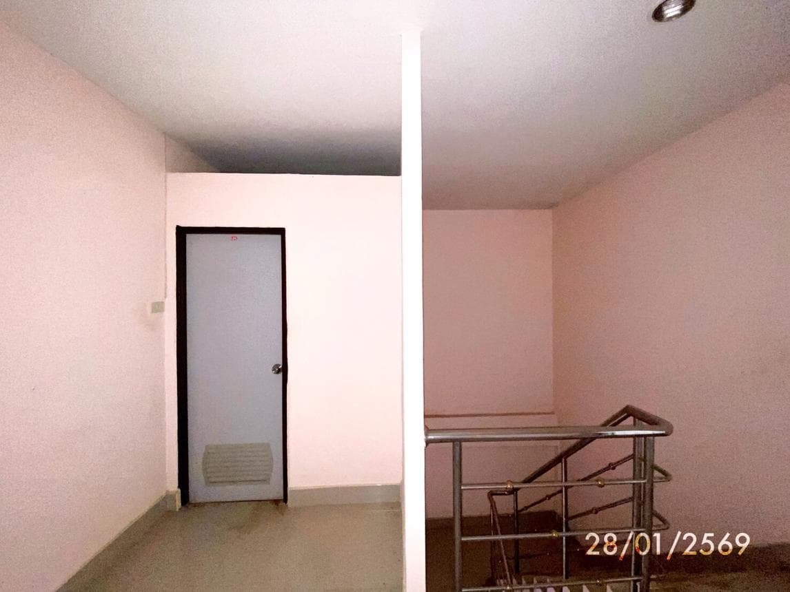 ขายอาคารพาณิชย์ 2 ห้องนอน 2 ห้องน้ำ พื้นที่ 162 ตร.ม. บนเนื้อที่ 33 ตร.ว. ทำเลท่าโพธิ์ สะเดา สงขลา เหมาะทำธุรกิจและพักอาศัย ราคา 2.4 ล้าน