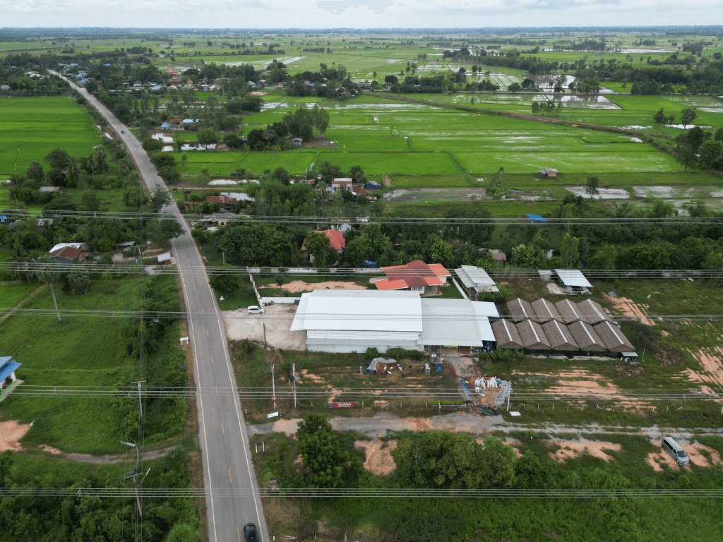 ขายโกดัง + บ้านพัก + โรงเรือนโครงสร้างเหล็ก 5 หลังติดถนนทางหลวงชนบท 2023 สายวัดโบสถ์-พิษณุโลก