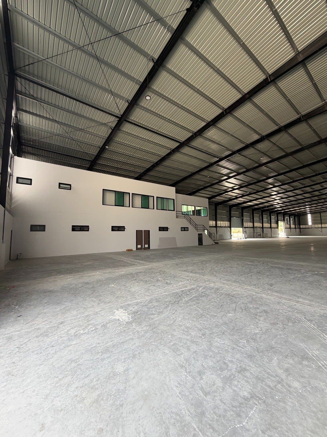 ขาย โรงงานใหม่ ซอยนิคมพัฒนา 11 ระยอง ขนาด 6 ไร่ ผังเมืองสีเหลือง