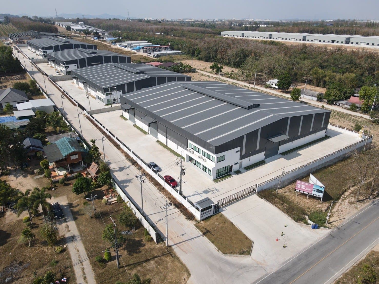 ขาย โรงงานใหม่ ซอยนิคมพัฒนา 11 ระยอง ขนาด 6 ไร่ ผังเมืองสีเหลือง