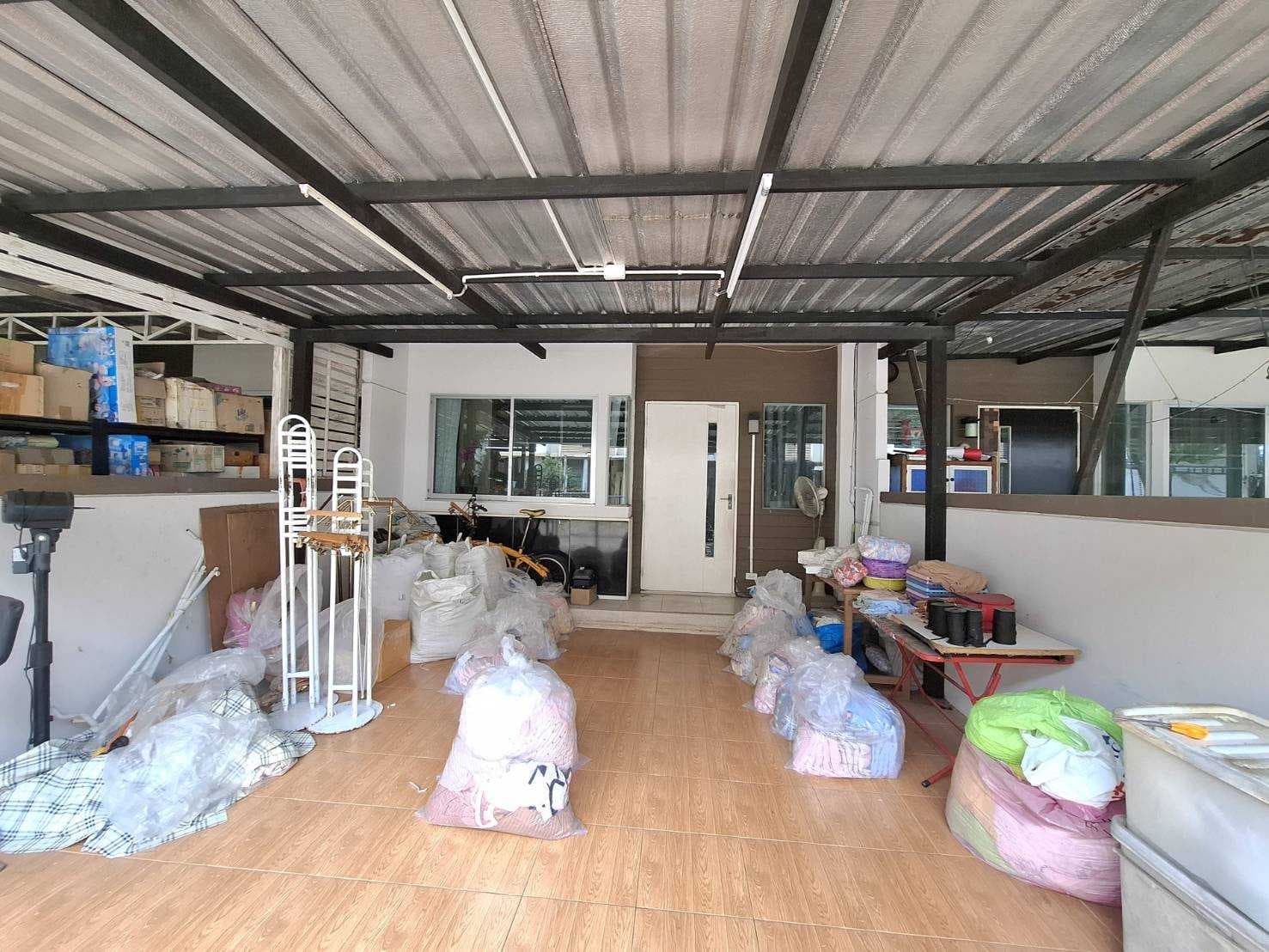 ขายทาวน์โฮม 3 ชั้น มบ.บ้านใหม่ พระราม 2 - 22 ตรว.ราคาพิเศษวิวหน้าสวน