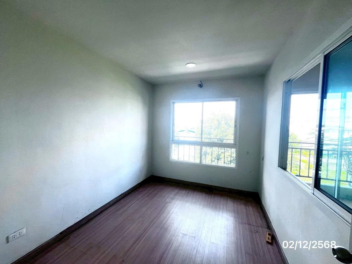 คอนโด แอนนา คอนโดมิเนียม นวมินทร์ 85 (Anna Condo) 1 ห้องนอน 30.78 ตร.ม. ทำเลดีใกล้ถนนใหญ่ เดินทางสะดวก ราคาล้านต้นๆ