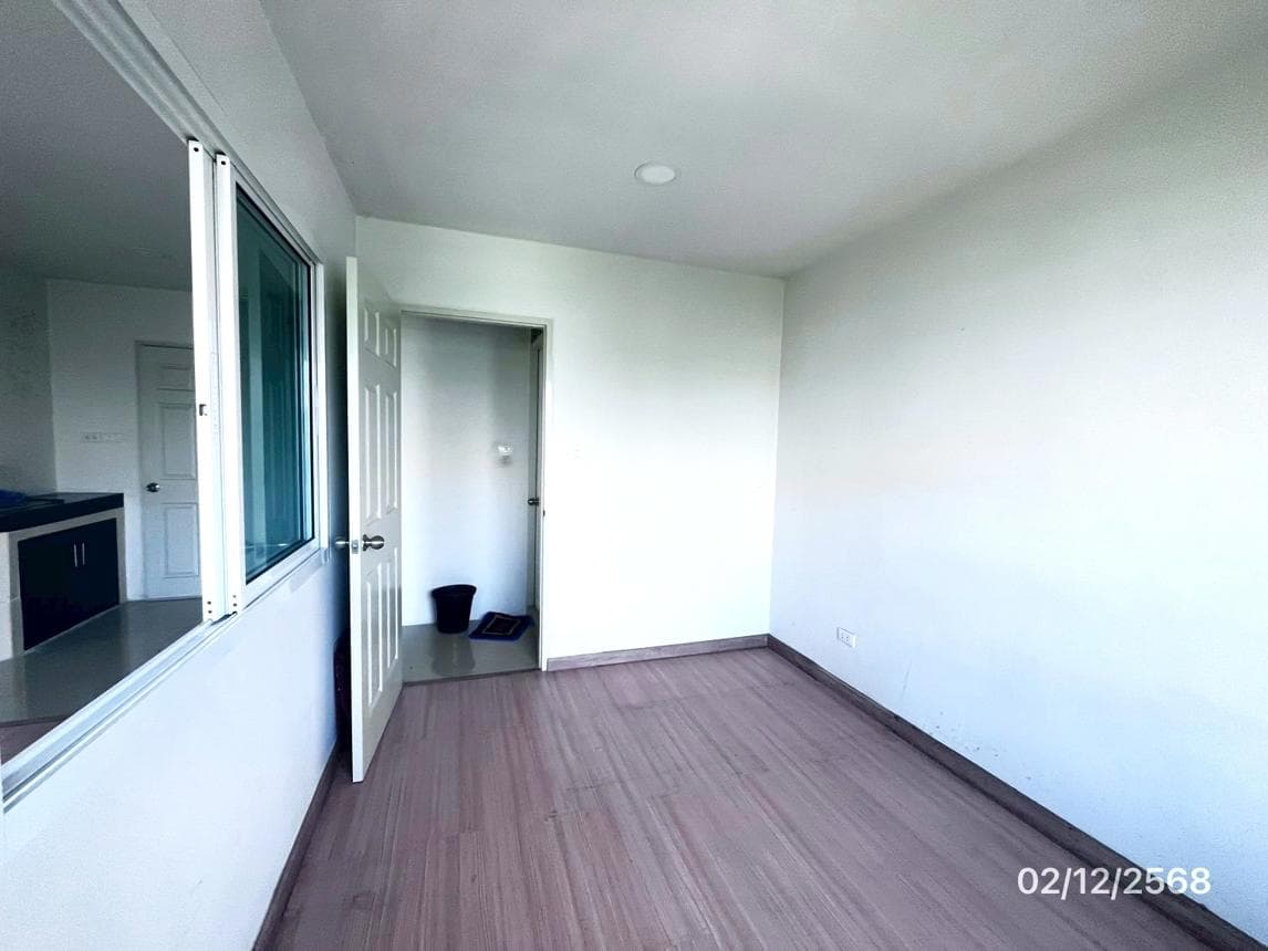 คอนโด แอนนา คอนโดมิเนียม นวมินทร์ 85 (Anna Condo) 1 ห้องนอน 30.78 ตร.ม. ทำเลดีใกล้ถนนใหญ่ เดินทางสะดวก ราคาล้านต้นๆ