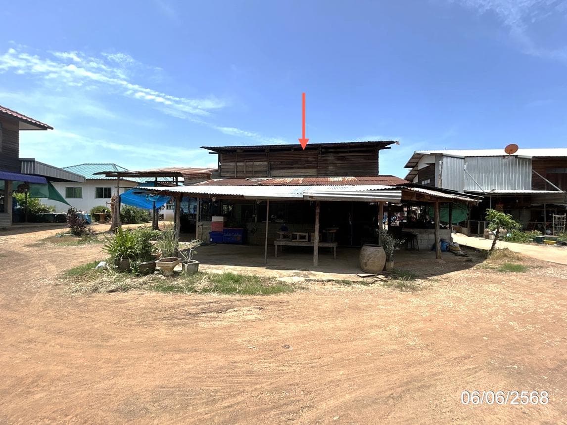 บ้านเดี่ยวหลังใหญ่ น้ำขุม ศรีนคร สุโขทัย พื้นที่ใช้สอย 282 ตร.ม. บนที่ดินกว่า 73 ตร.ว. ราคาคุ้มค่า