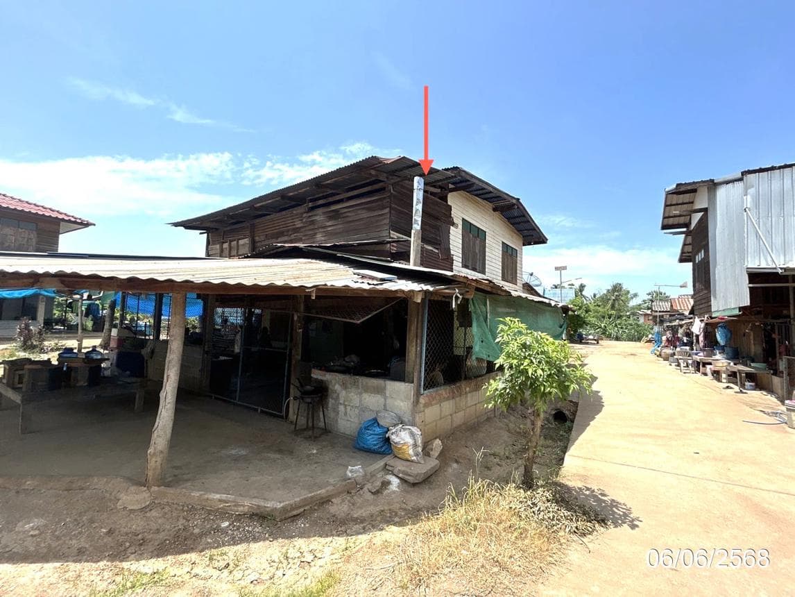 บ้านเดี่ยวหลังใหญ่ น้ำขุม ศรีนคร สุโขทัย พื้นที่ใช้สอย 282 ตร.ม. บนที่ดินกว่า 73 ตร.ว. ราคาคุ้มค่า