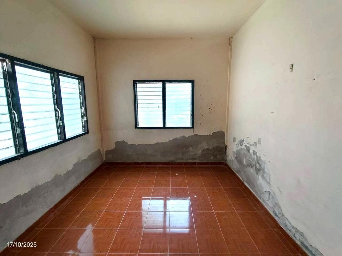 ขายบ้านเดี่ยว บ้านจั่น เมืองอุดรธานี อุดรธานี พื้นที่ 57.4 ตร.ว. พื้นที่ใช้สอย 114 ตร.ม. 3 ห้องนอน 1 ห้องน้ำ ราคาหลักแสน