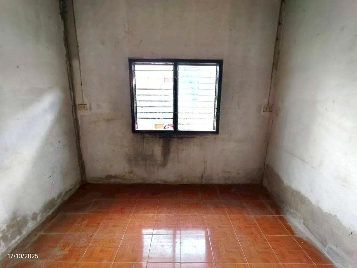 ขายบ้านเดี่ยว บ้านจั่น เมืองอุดรธานี อุดรธานี พื้นที่ 57.4 ตร.ว. พื้นที่ใช้สอย 114 ตร.ม. 3 ห้องนอน 1 ห้องน้ำ ราคาหลักแสน