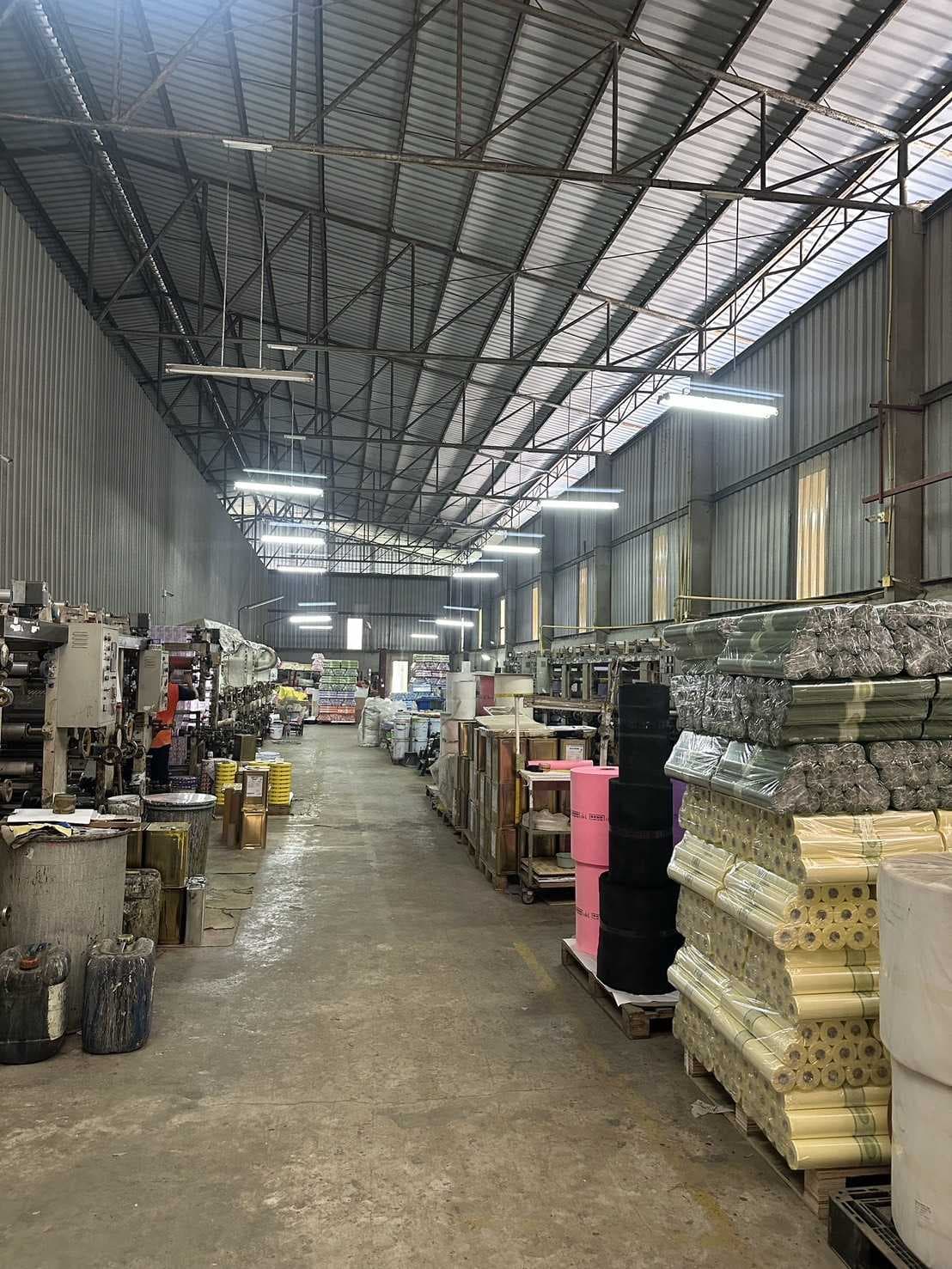 ขายโรงงานกราเวียพร้อมดำเนินงานต่อ ขนาด 450 ตร.ว. ซอยไทยประกัน 25-27 ราคาดีมาก