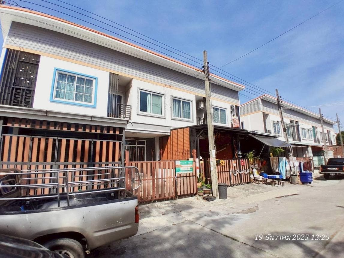 ทาวน์โฮม คณาทรัพย์ บางชัน มีนบุรี กรุงเทพฯ 2 ห้องนอน 2 ห้องน้ำ ทำเลดีเดินทางสะดวก