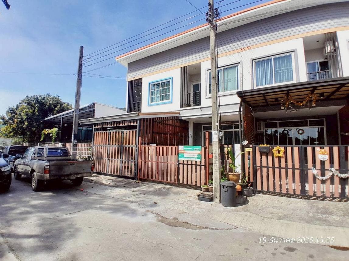 ทาวน์โฮม คณาทรัพย์ บางชัน มีนบุรี กรุงเทพฯ 2 ห้องนอน 2 ห้องน้ำ ทำเลดีเดินทางสะดวก