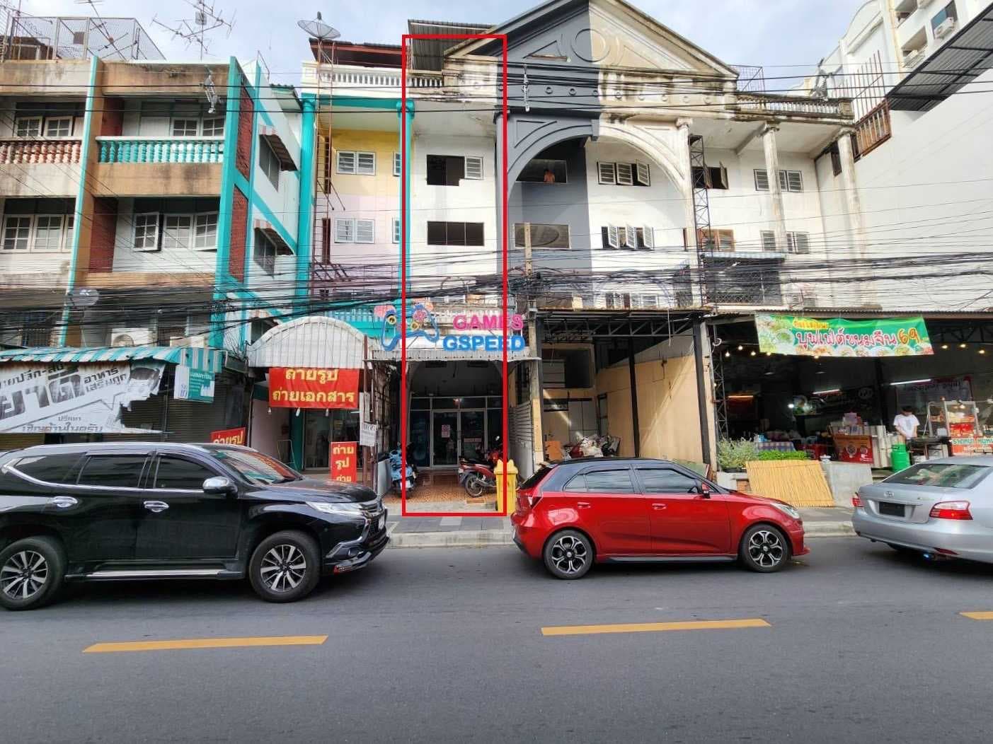 ขาย ร้านอินเตอร์เน็ต พร้อมตึกและอุปกรณ์ ทำธุรกิจต่อได้เลย ผลตอบแทน 9%-10% ซอยมหาดไทย (ลาดพร้าว 122 และรามคำแหง 65)