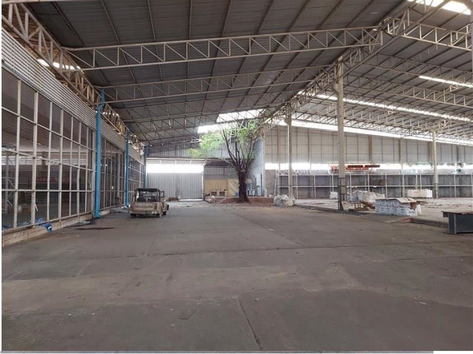 โกดัง เมืองพิษณุโลก