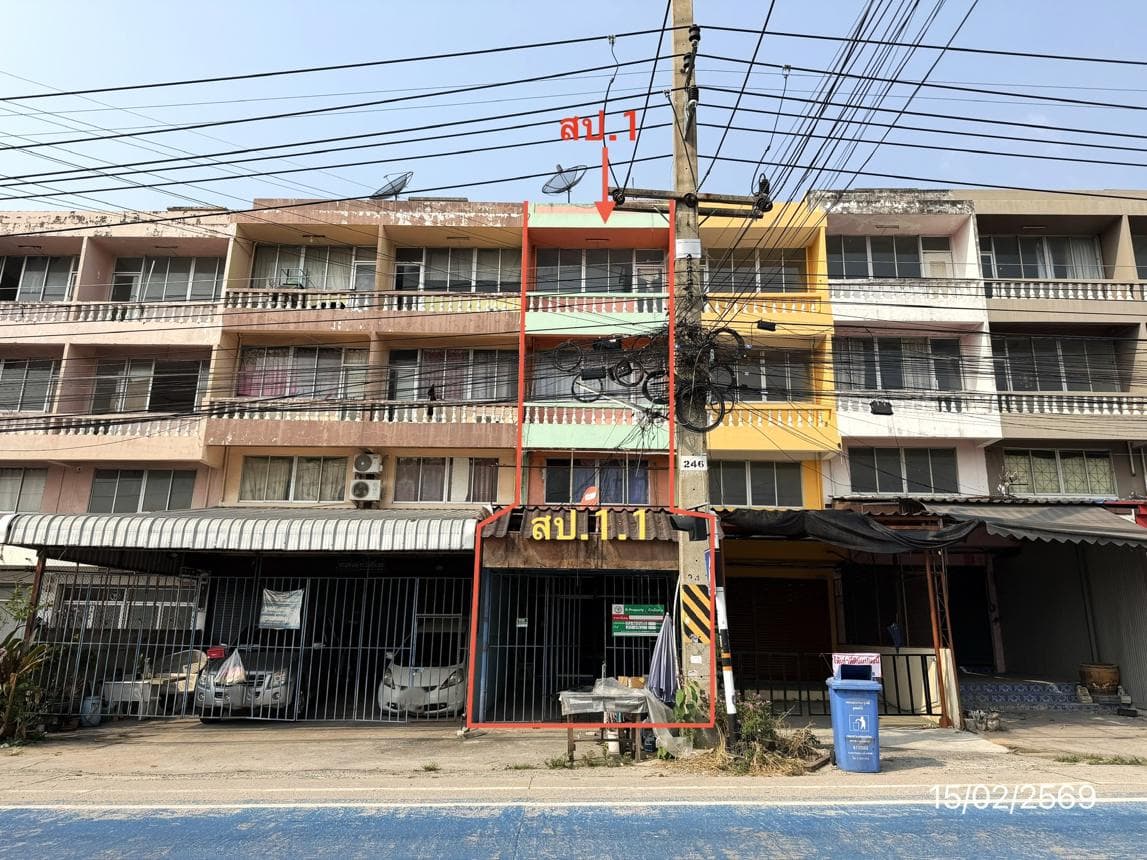 ขายอาคารพาณิชย์ 5 ห้องนอน 3 ห้องน้ำ พื้นที่ใช้สอยกว้าง 304 ตร.ม. บนเนื้อที่ 40 ตร.ว. ทำเลศักยภาพ บึง ศรีราชา ชลบุรี เหมาะทำธุรกิจ