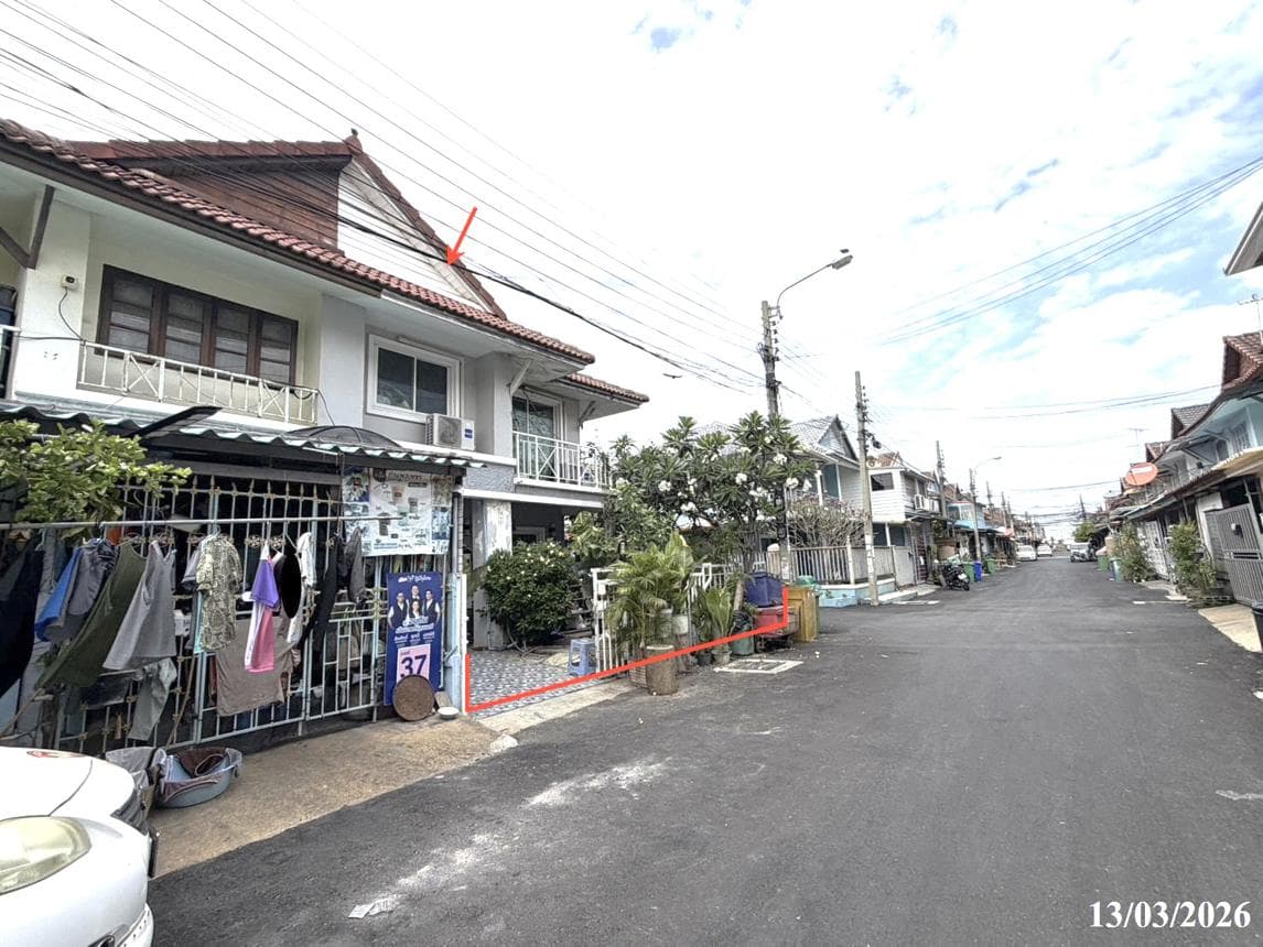 ขายทาวน์เฮ้าส์ บ้านพฤกษา 3 บางบัวทอง นนทบุรี 3 ห้องนอน 2 น้ำ พื้นที่ใช้สอย 102 ตร.ม. บนที่ดิน 24 ตร.ว. ทำเลดีเข้าออกสะดวก