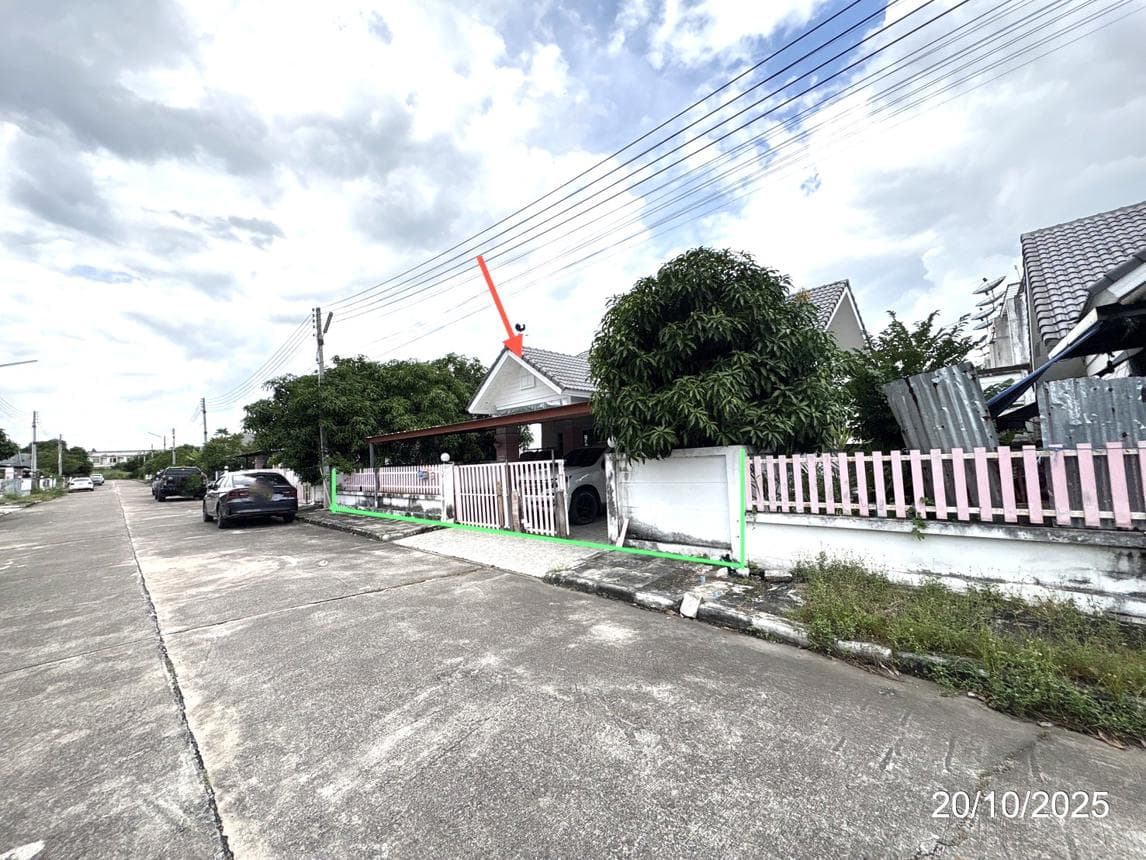 บ้านเดี่ยว วีน่า ทาวน์ ปลวกแดง ระยอง 2 ห้องนอน 2 ห้องน้ำ พื้นที่ 108.65 ตร.ม. บนที่ดิน 58.2 ตร.ว. ทำเลศักยภาพใกล้แหล่งงานและนิคมอุตสาหกรรม ราคาพิเศษ 2.35 ล้าน