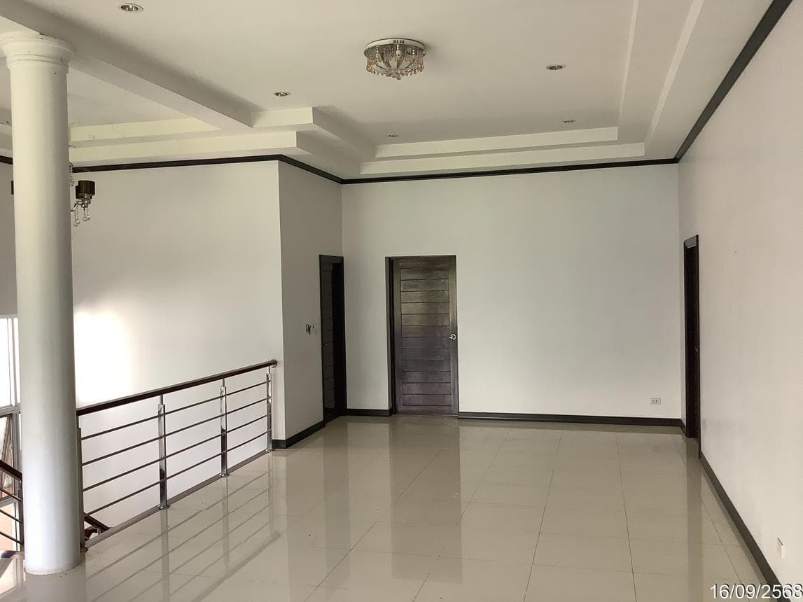 ขายบ้านเดี่ยวหรู วังยาง คลองขลุง กำแพงเพชร สเปซอลังการ 459 ตร.ม. บนที่ดิน 8 ไร่ ทำเลพรีเมียมสุดสงบ