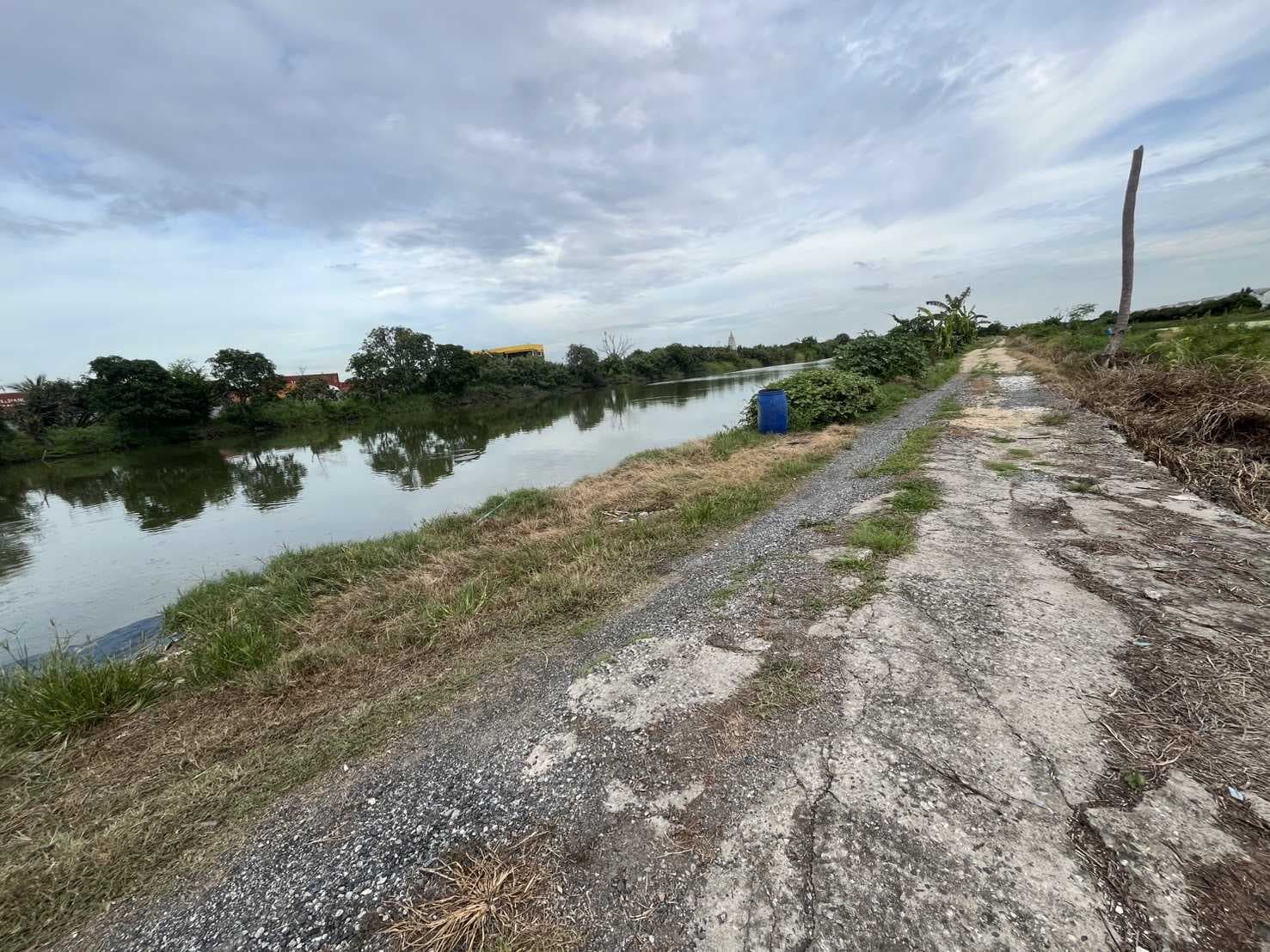 ขายที่ดินเปล่า สมุทรปราการ ใกล้สนามบินสุวรรณภูมิ