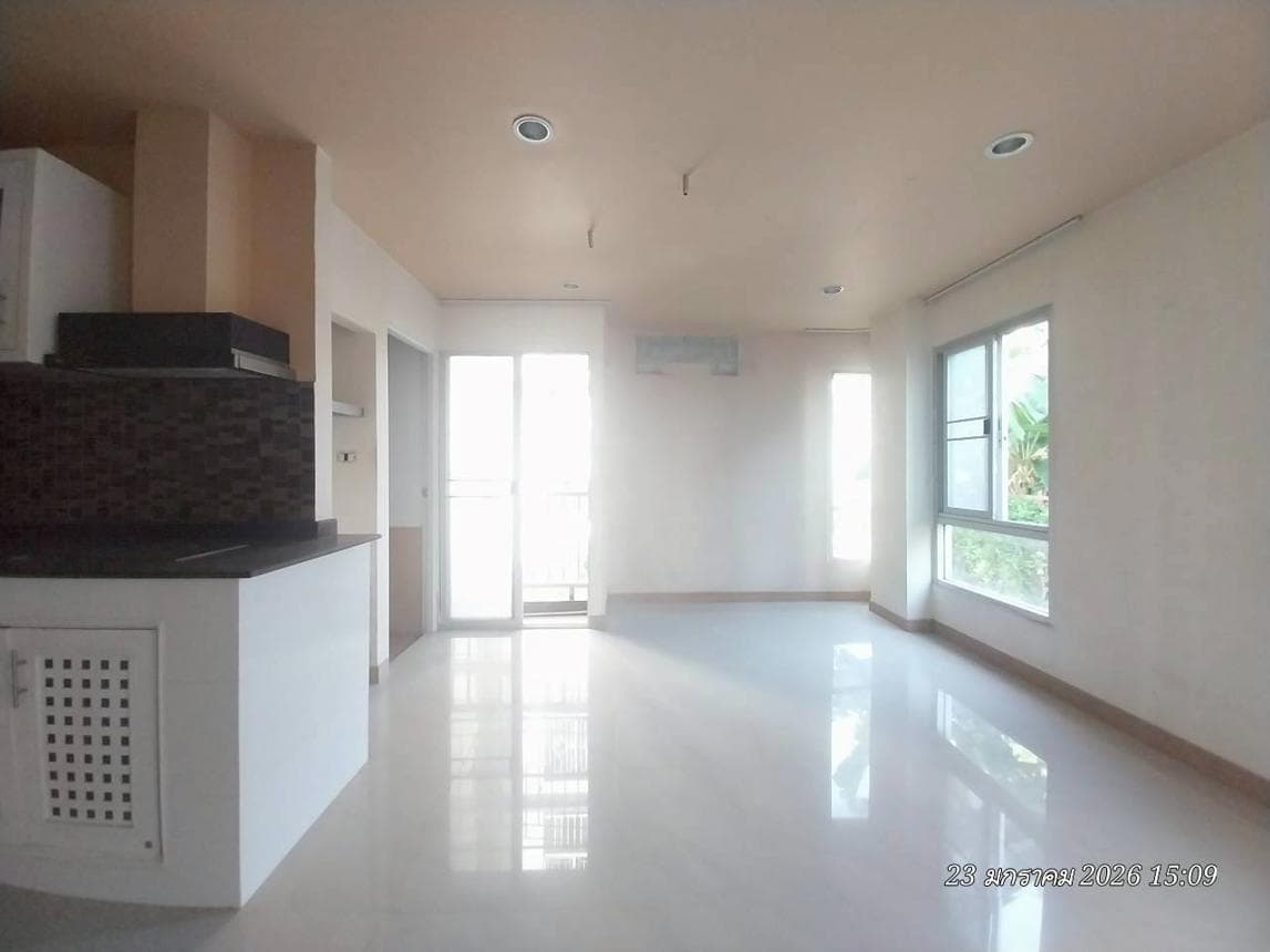 ขายคอนโด อัสสกาญจน์ซิตี้ รามคำแหง (Asakan City) ห้องสตูดิโอ 23.58 ตร.ม. ทำเลมีนบุรี ราคาหลักแสน ตอบโจทย์คนรุ่นใหม่