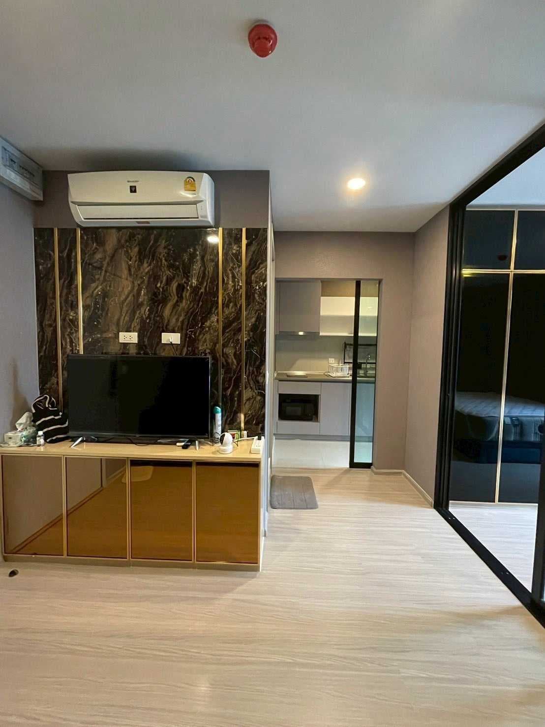 ขายคอนโด Aspire อโศก-รัชดา 30.31 ตรม. 1นอน 1 ชั้น 7 ทำเลดี ใกล้ MRT พระราม 9 เหมาะแก่การลงทุน