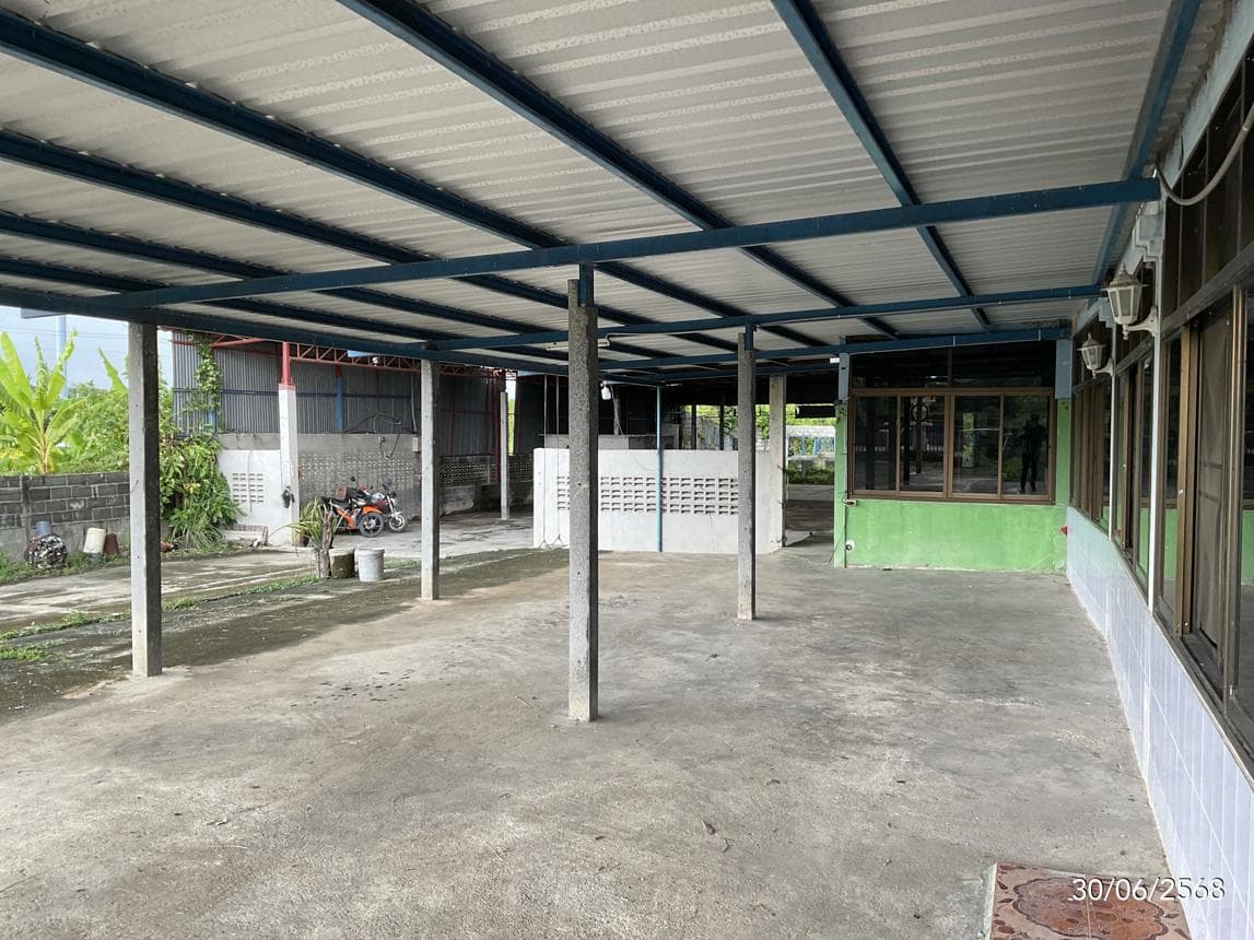 โกดังทำเลดี บ้านพริก บ้านนา นครนายก พื้นที่ใช้สอย 403 ตร.ม. เหมาะสำหรับธุรกิจและคลังสินค้า