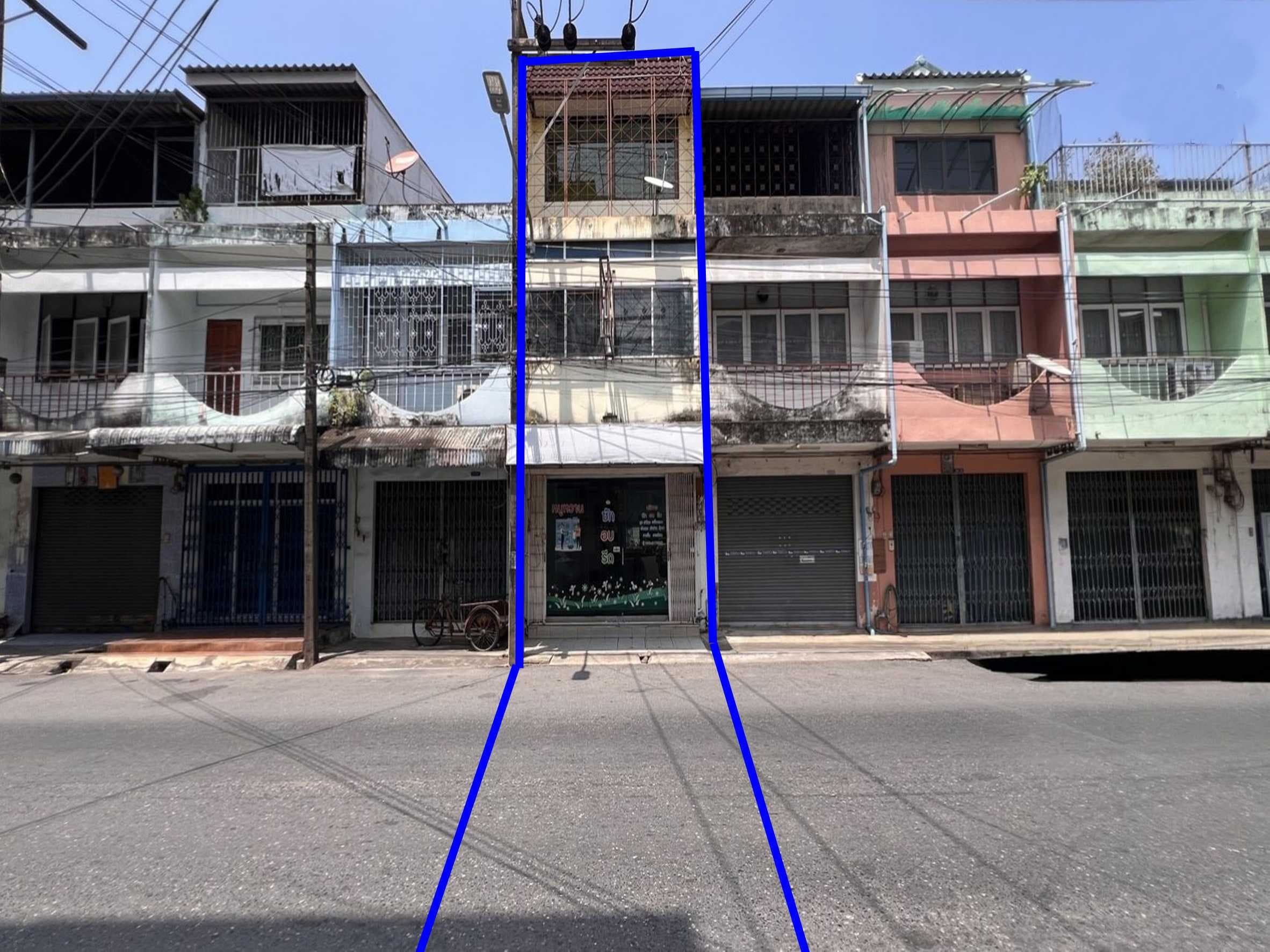 อาคารพาณิชย์ 3 ชั้น ใจกลางเมืองสุราษฎร์ธานี