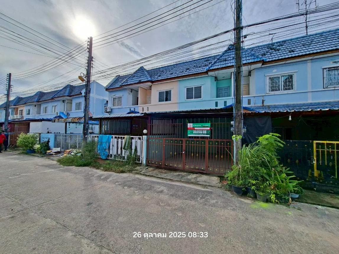 ขายทาวน์เฮ้าส์ มาบตาพุด เมืองระยอง 2 ห้องนอน พื้นที่ใช้สอย 104 ตร.ม. ทำเลใกล้แหล่งงาน ราคาเพียง 1.5 ล้าน