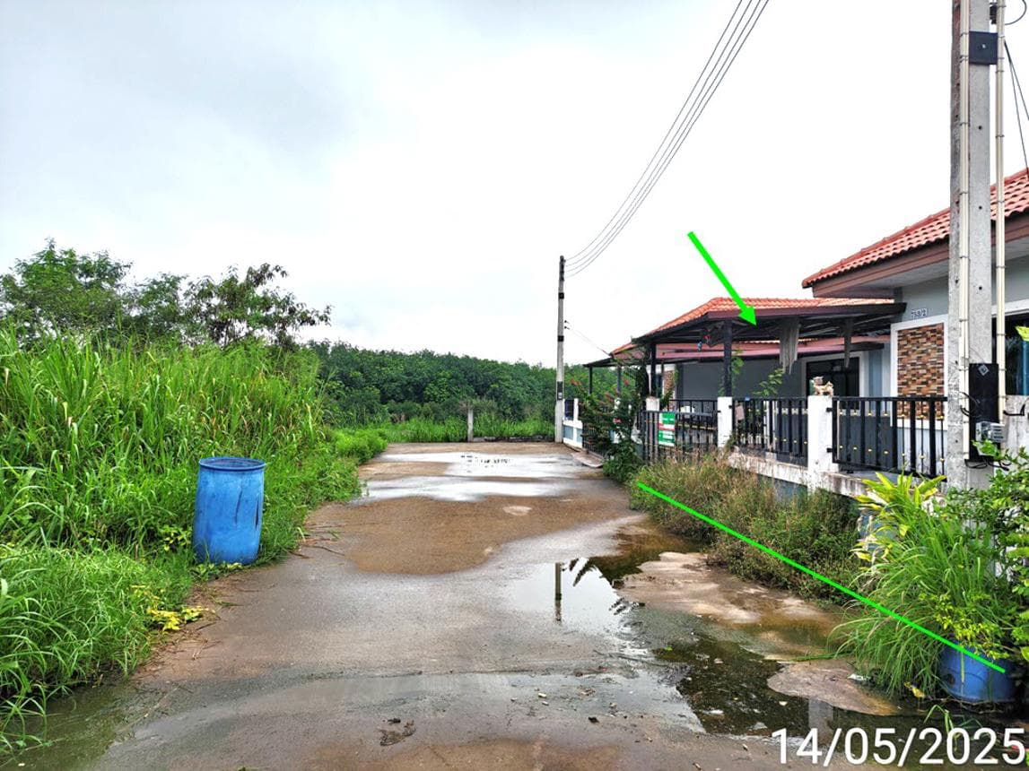 บ้านเดี่ยว แม่น้ำคู้ ปลวกแดง ระยอง 2 ห้องนอน 2 ห้องน้ำ พื้นที่ 98.7 ตร.ม. บนเนื้อที่ 42.5 ตร.ว. ทำเลดีราคาไม่ถึง 2 ล้าน