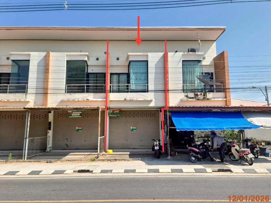 อาคารพาณิชย์ 2 ห้องนอน 2 ห้องน้ำ พื้นที่ 100 ตร.ม. ทำเลค้าขาย นิคม สตึก จ.บุรีรัมย์