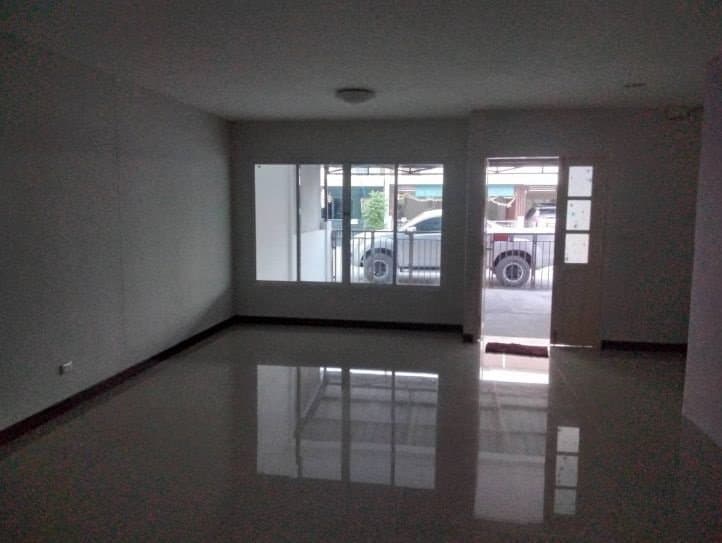 ทาวน์เฮ้าส์ บ้านร่มไม้ โรจนะ บางปะอิน-อยุธยา