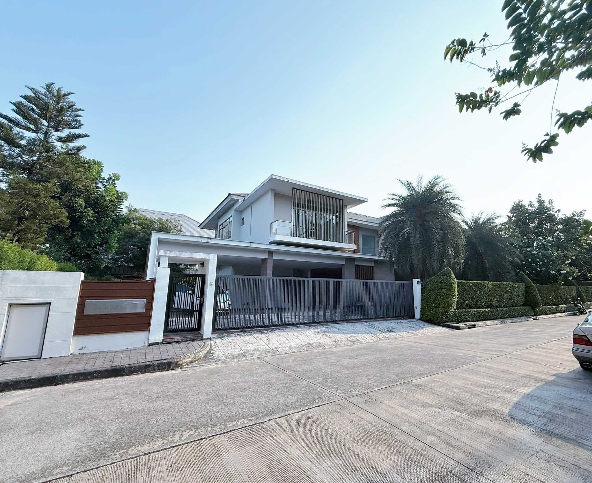 ขายบ้านโครงการ Perfect Masterpiece สุขุมวิท77 ใกล้สนามบินสุวรรณภูมิ ใกล้โรบินสันลาดกระบัง