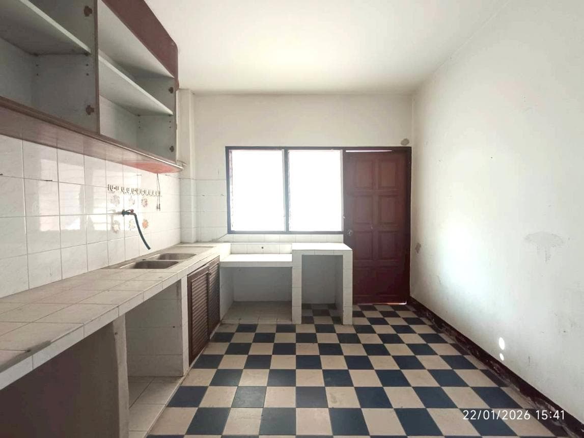 บ้านเดี่ยว 5 ห้องนอน มิตรประชาวิลล่า พื้นที่ 269.25 ตร.ม. ทำเลศักยภาพ บ้านใหม่ ปากเกร็ด นนทบุรี