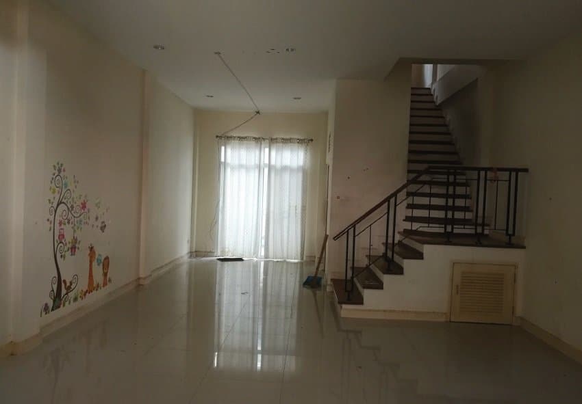 ทาวน์เฮ้าส์ เมืองนนทบุรี