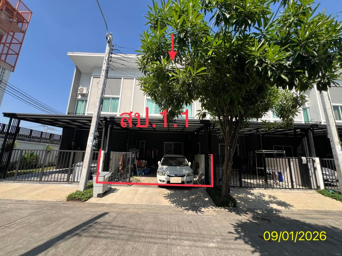 ขายทาวน์เฮ้าส์ ฟลอรา ติวานนท์ (Flora Tiwanon) ตลาดขวัญ เมืองนนทบุรี 3 ห้องนอน 2 ห้องน้ำ พื้นที่ 110 ตร.ม. ทำเลดีใกล้รถไฟฟ้า