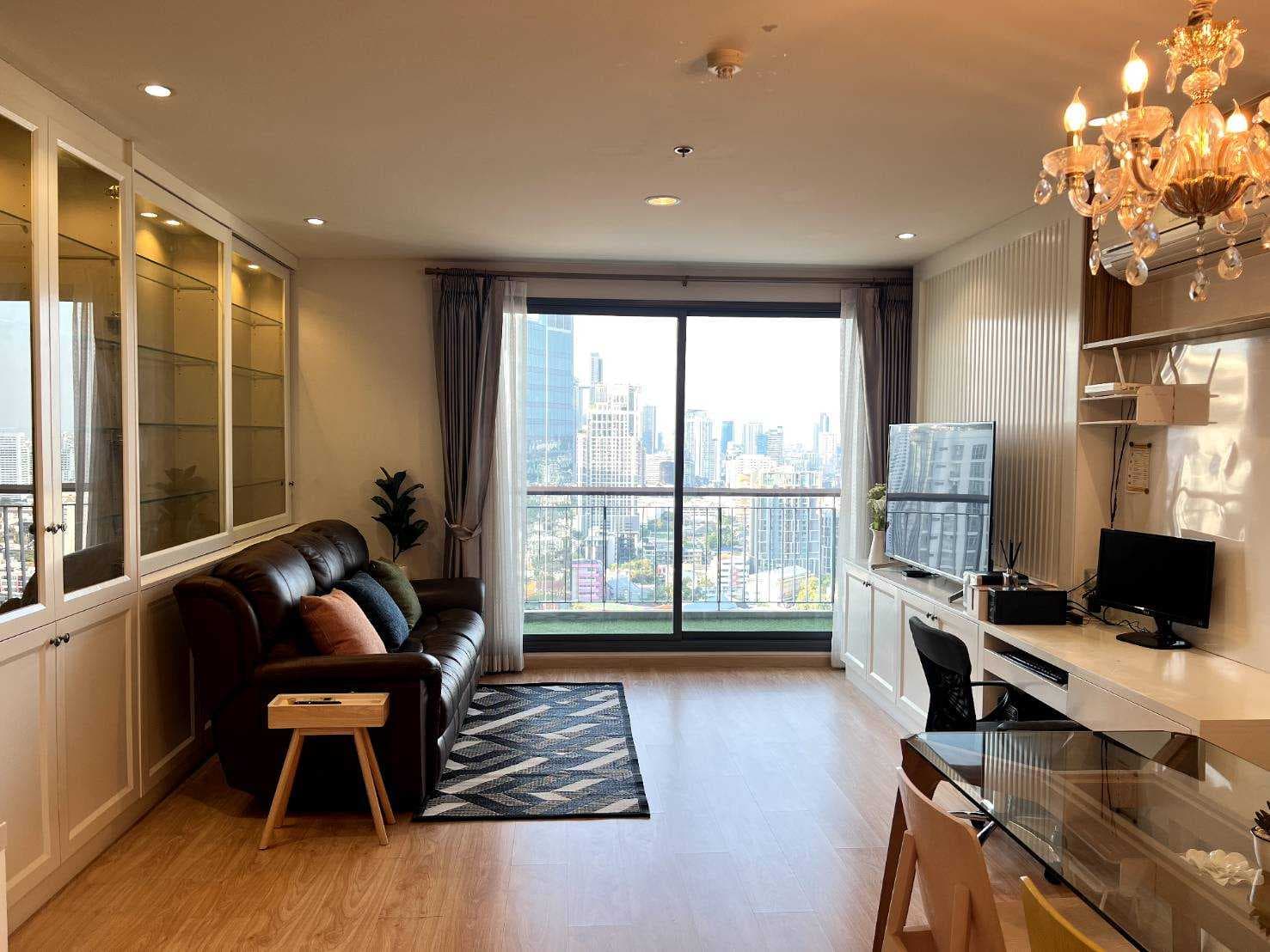 ขายคอนโด Rhythm Sukhumvit 42 (ริทึ่ม สุขุมวิท 42) High Rise 36 ชั้น 2 นอน 2 น้ำ