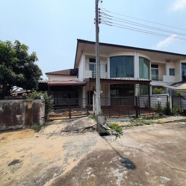 ทาวน์เฮ้าส์ บ้านราชพฤกษ์ 11 สุวรรณภูมิ-ลาดกระบัง ลาดกระบัง
