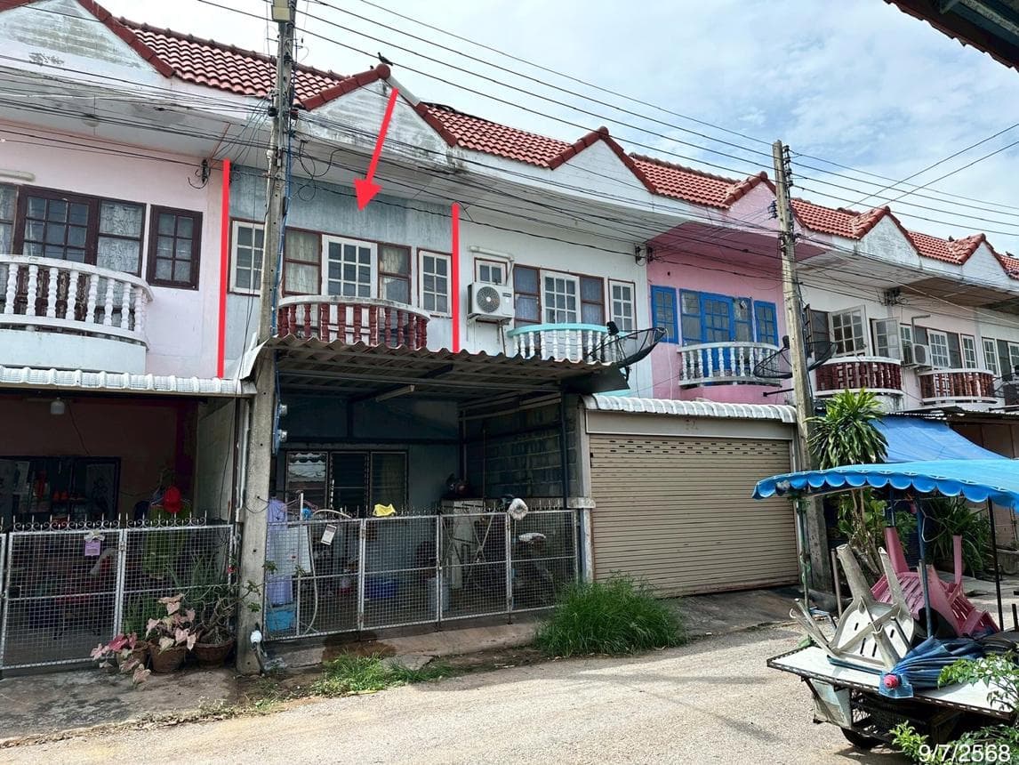 ทาวน์โฮมทำเลดี ลำนารายณ์ ชัยบาดาล ลพบุรี 2 ห้องนอน ราคาหลักแสน ผ่อนถูกกว่าเช่า