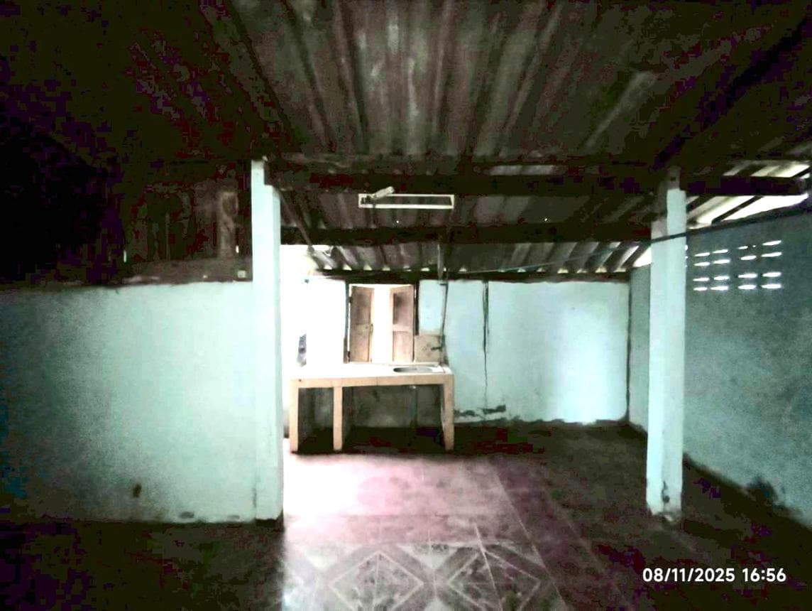 บ้านเดี่ยว หงส์หิน จุน พะเยา 1 ห้องนอน 1 ห้องน้ำ พื้นที่ 188 ตร.ม. บนที่ดิน 100 ตร.ว. พื้นที่ใช้สอยกว้างขวาง บรรยากาศเงียบสงบ ราคาคุ้มค่าเพียง 1.39 ล้าน