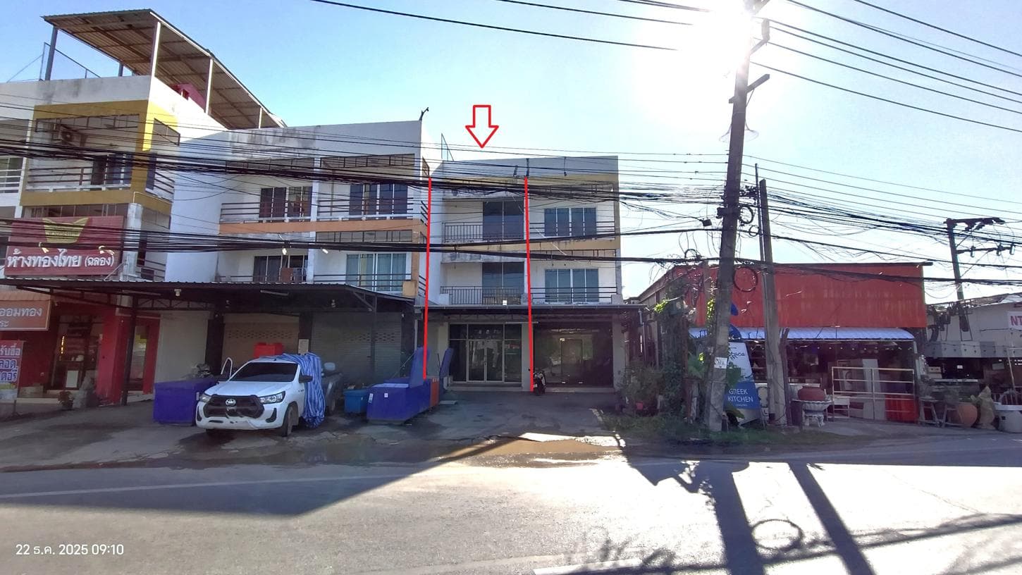 อาคารพาณิชย์ ฉลอง เมืองภูเก็ต ภูเก็ต พื้นที่ 38.9 ตร.ว. พื้นที่ใช้สอย 222.75 ตร.ม. 3 ห้องน้ำ