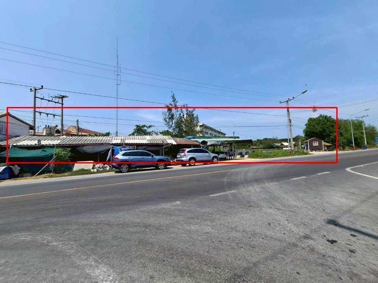 ขายที่ดินทำเลศักยภาพ 4-1-61 ไร่ ติดถนนใหญ่ ใกล้ปากอ่าวบางตะบูน อ.บ้านแหลม จ.เพชรบุรี