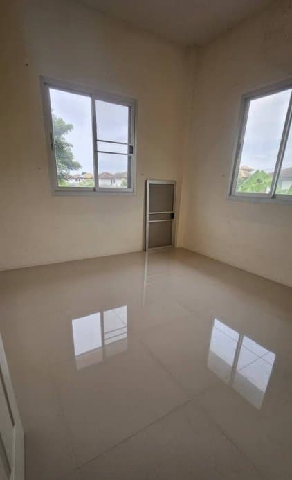 ทาวน์เฮ้าส์ ไดมอนด์แกรนด์วิลล์ สุขาภิบาล 5 ออเงิน