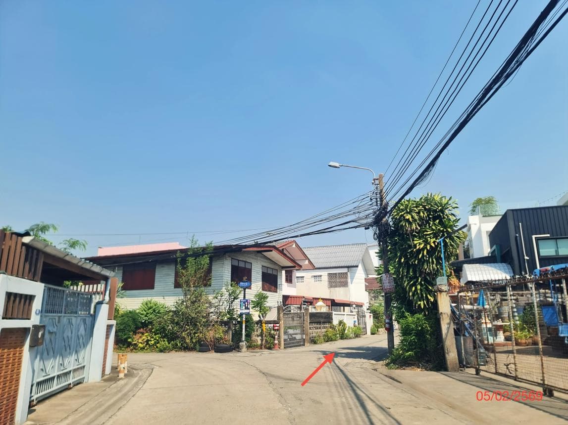 ขายบ้านเดี่ยว บางกระสอ เมืองนนทบุรี พื้นที่ใช้สอย 399.33 ตร.ม. ทำเลทองใกล้รถไฟฟ้าสายสีม่วงและ Central Rattanathibet