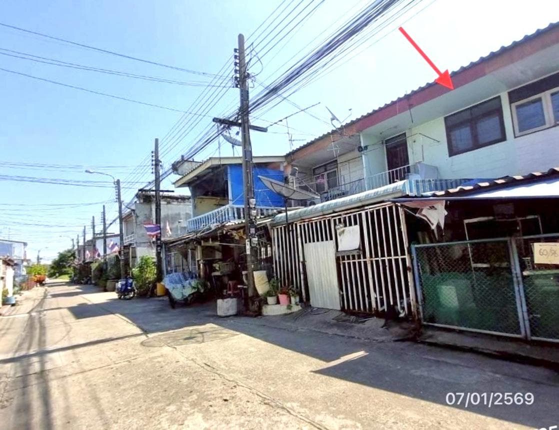 ขายทาวน์เฮ้าส์ เสนานิเวศน์ (Sena Niwet) จรเข้บัว-บางกะปิ ทำเลเกษตร-นวมินทร์ ราคาล้านต้นๆ เดินทางสะดวก ใกล้ทางด่วนและรถไฟฟ้า