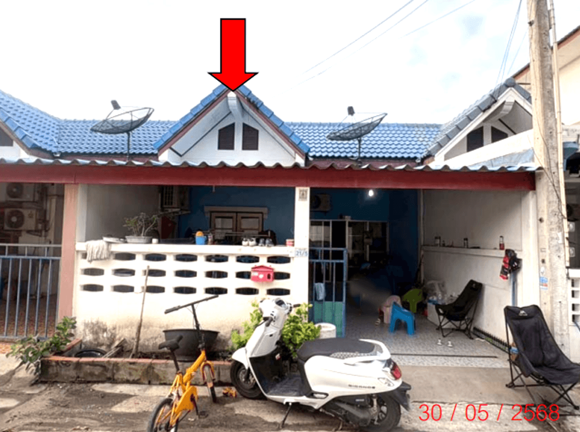 ขายทาวน์เฮ้าส์ สบายโฮม (Sabai Home) อ.บ้านบึง จ.ชลบุรี พื้นที่ใช้สอย 93.5 ตร.ม. ทำเลดีใกล้แหล่งนิคมฯ ราคาประหยัด
