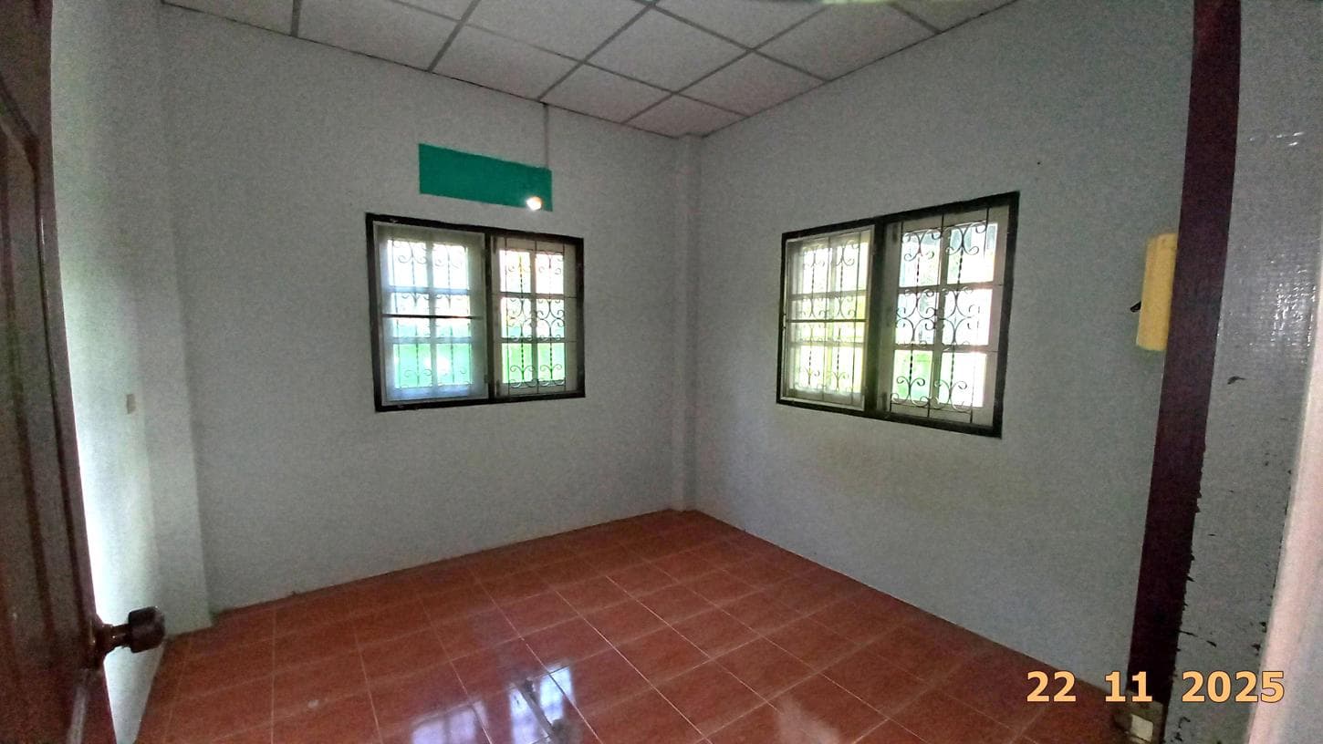 บ้านเดี่ยว ไข่มุก หนองขาม ศรีราชา ชลบุรี 4 ห้องนอน 1 ห้องน้ำ พื้นที่ใช้สอย 109.5 ตร.ม. บนที่ดิน 45 ตร.ว. ทำเลศักยภาพใกล้แหล่งงานและนิคมอุตสาหกรรม ราคาพิเศษ 2.05 ล้าน