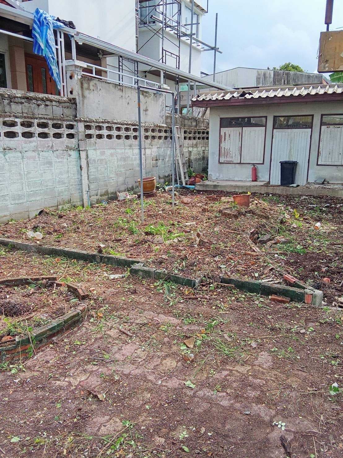 บ้านพร้อมที่ดิน เลขที่ 82 ซอยลาดพร้าว 87 แยก4