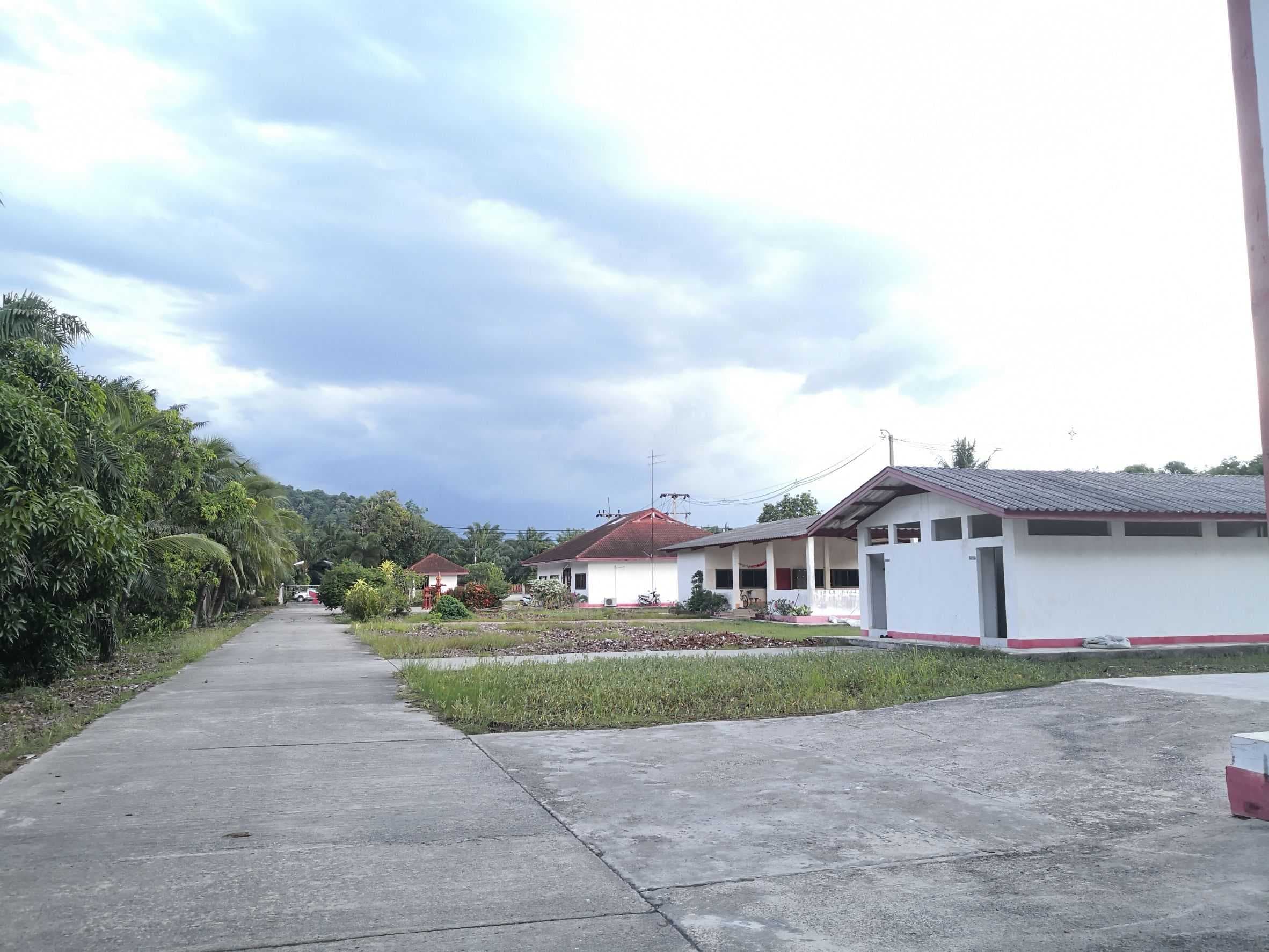 โรงงานพร้อมที่ดิน ทำเลทอง อ.กาญจนดิษฐ์ สุราษฎร์ธานี