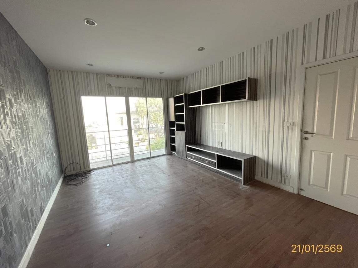 บ้านเดี่ยวโครงการ พฤกษาวิลเลจ 34 ซีนเนอร์รี่ ทำเลนาดี เมืองสมุทรสาคร พื้นที่ใช้สอย 240.05 ตร.ม.