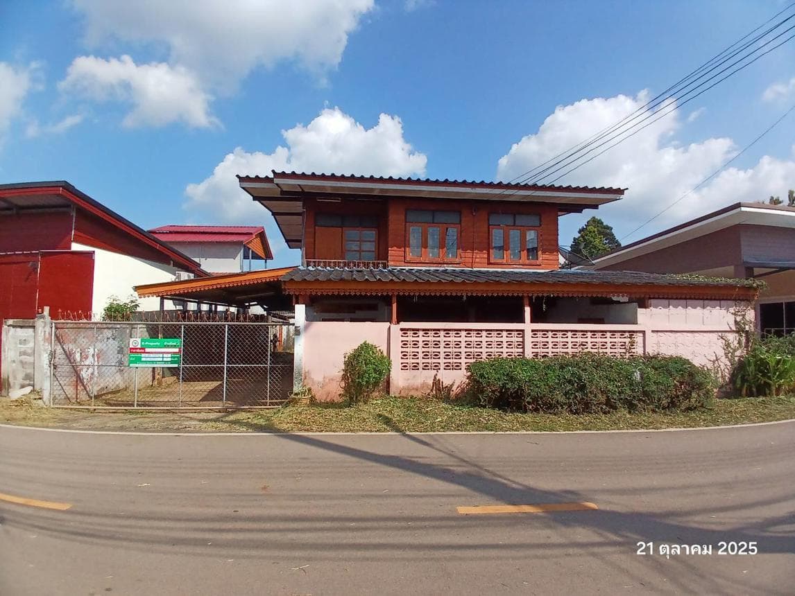บ้านเดี่ยว นาครัว แม่ทะ ลำปาง 3 ห้องนอน 1 ห้องน้ำ พื้นที่กว้างขวาง 253 ตร.ม. บนเนื้อที่เกือบ 100 ตร.ว. ทำเลสงบราคาไม่ถึงล้าน