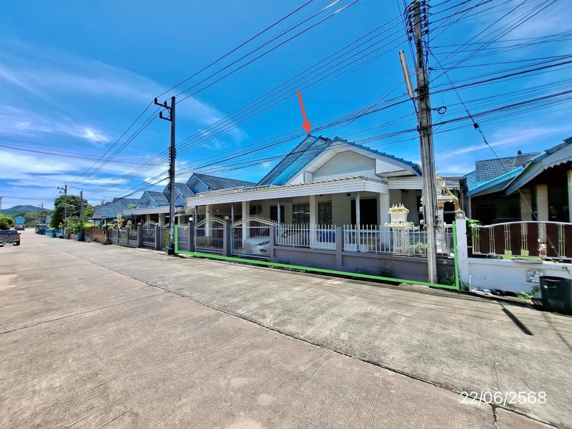 ขายบ้านเดี่ยว นาวีเฮ้าส์ 12 (Navi House 12) 3 ห้องนอน 3 ห้องน้ำ เนื้อที่ 68 ตร.ว. ทำเลศักยภาพบางเสร่ สัตหีบ ชลบุรี พื้นที่กว้างขวาง ราคาคุ้มค่าที่สุด